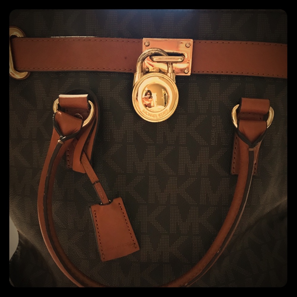 Michael Kors Large Signature Hamilton Tote